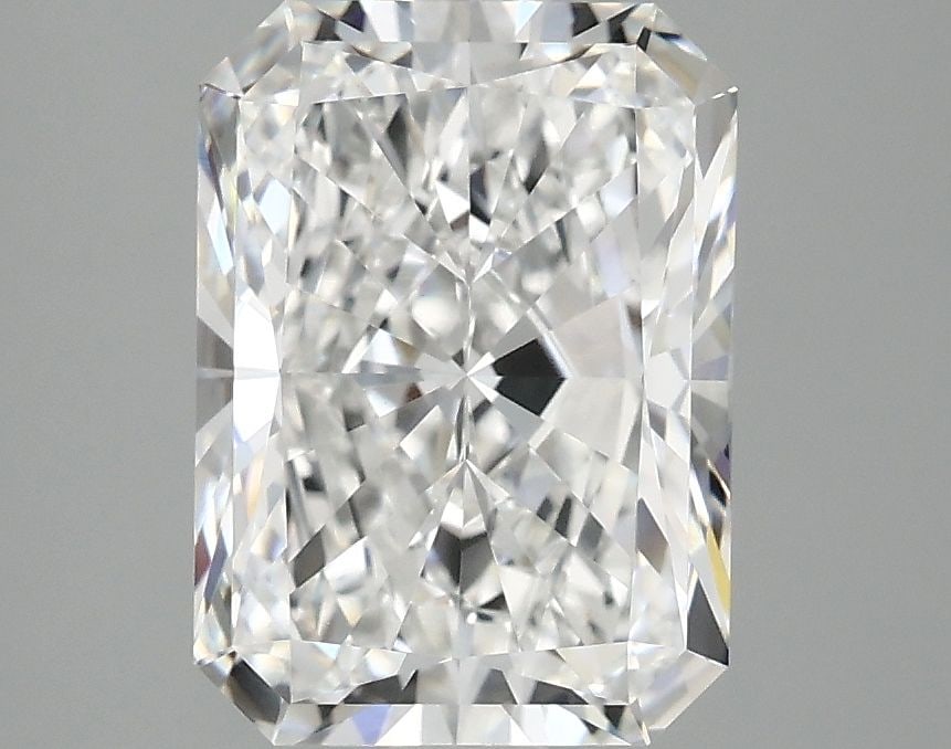 Loose Diamond - RADIANT 3.02ct D VVS2: Loose Diamond - RADIANT 3.02ct D VVS2 Source: This is a real non-mined Diamond that has been grown in a lab Shape: RADIANT Carats: 3.02 Color: D Clarity: VVS2 Certification: IGI Video: Video Link 