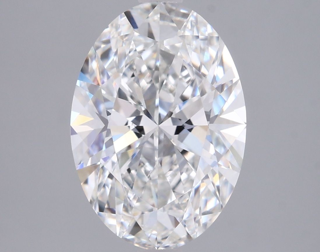 Loose Diamond - OVAL 2.5ct E VVS1: Loose Diamond - OVAL 2.5ct E VVS1 Source: This is a real non-mined Diamond that has been grown in a lab Shape: OVAL Carats: 2.5 Color: E Clarity: VVS1 Certification: IGI Video: