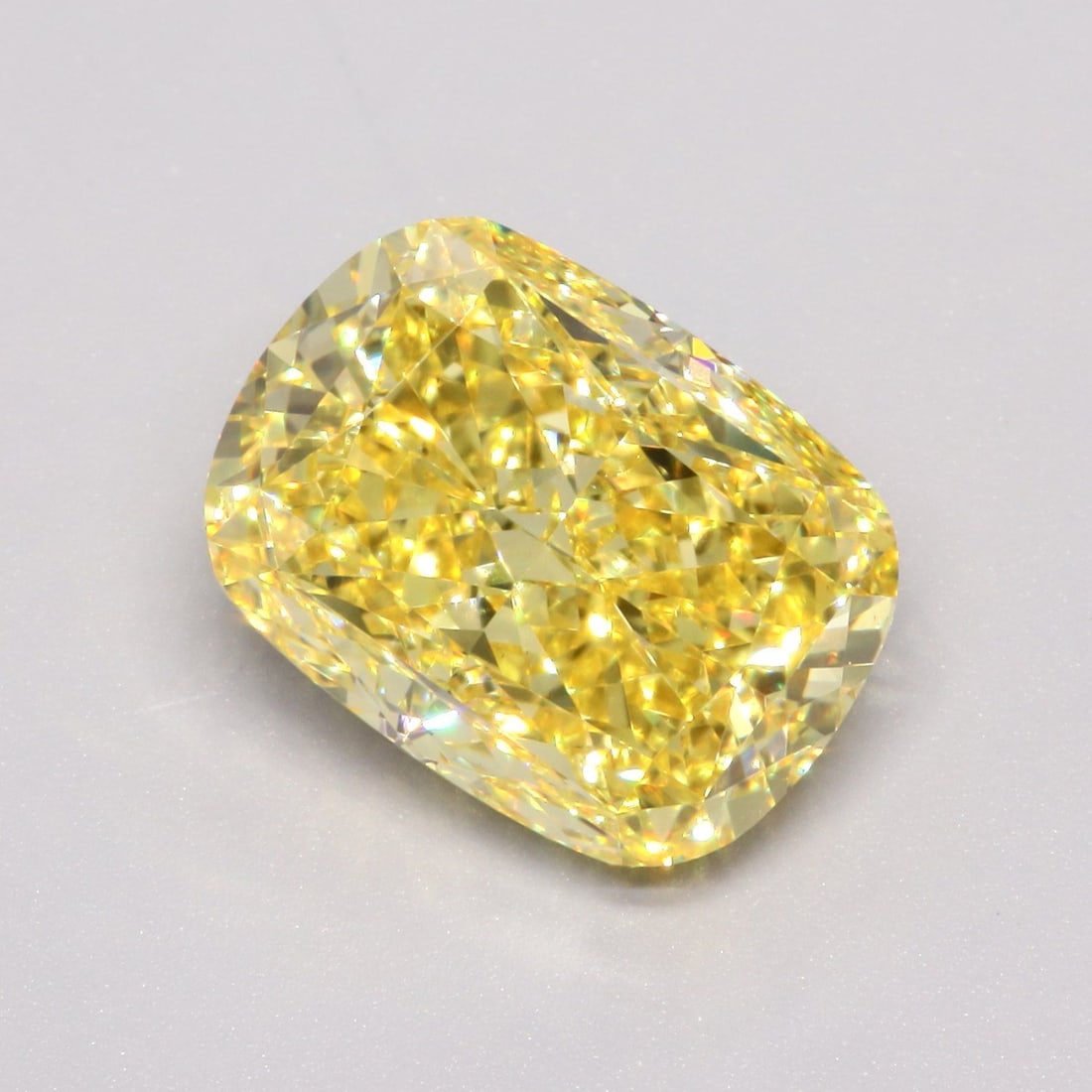 Loose Diamond - CUSHION MODIFIED 5.03ct Fancy Vivid Yellow VS1: Loose Diamond - CUSHION MODIFIED 5.03ct Fancy Vivid Yellow VS1 Source: This is a real non-mined Diamond that has been grown in a lab Shape: CUSHION MODIFIED Carats: 5.03 Color: Fancy Vivid Yellow Cert