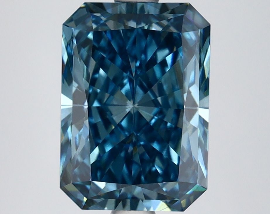 Loose Diamond - RADIANT 2.63ct Fancy Vivid Blue VS1: Loose Diamond - RADIANT 2.63ct Fancy Vivid Blue VS1 Source: This is a real non-mined Diamond that has been grown in a lab Shape: RADIANT Carats: 2.63 Color: Fancy Vivid Blue Certification: IGI Video: