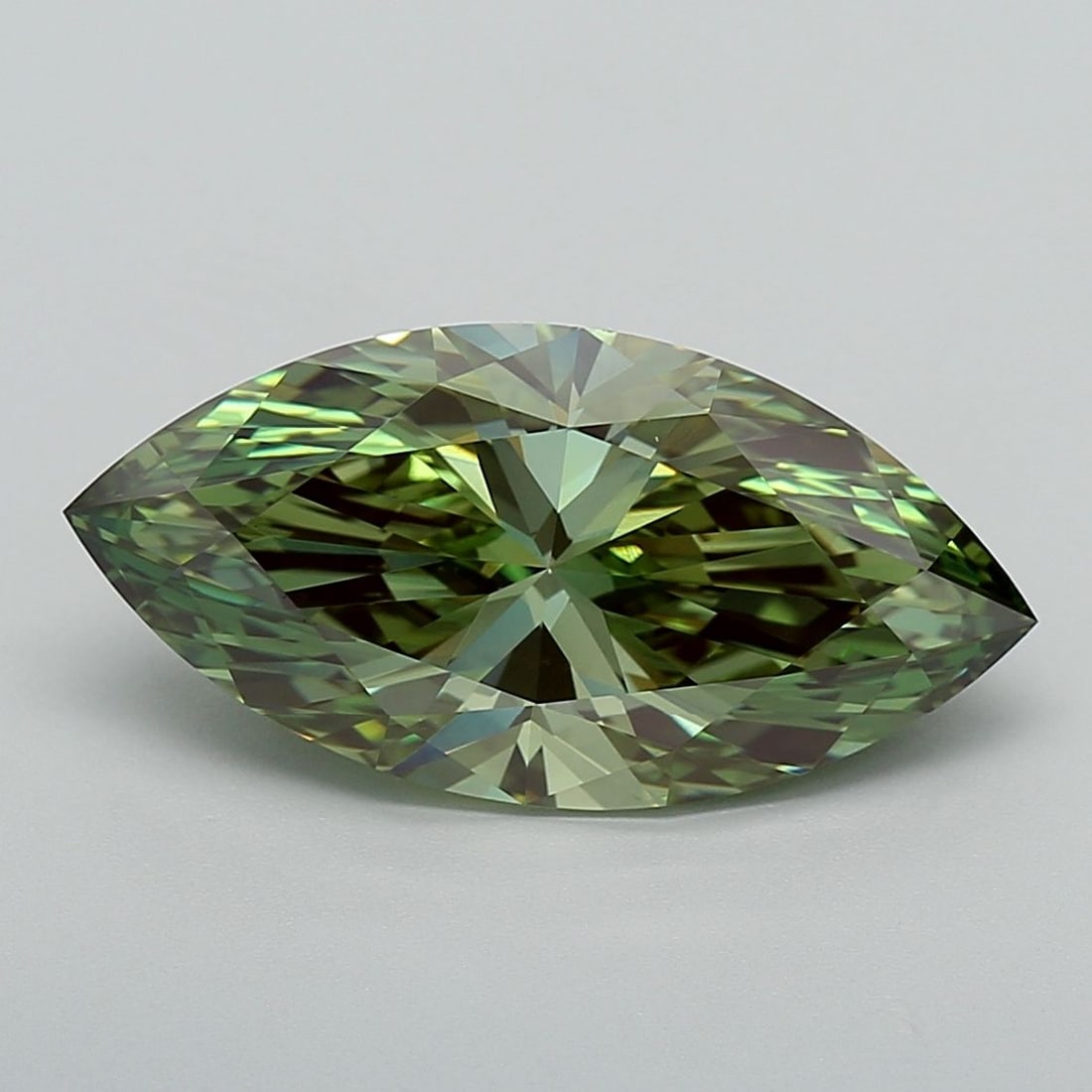Loose Diamond - MARQUISE 5.68ct Fancy Vivid Green VVS2: Loose Diamond - MARQUISE 5.68ct Fancy Vivid Green VVS2 Source: This is a real non-mined Diamond that has been grown in a lab Shape: MARQUISE Carats: 5.68 Color: Fancy Vivid Green Certification: IGI Vi