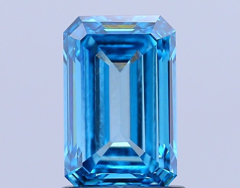 Loose Diamond - EMERALD 1.51ct Fancy Vivid Blue VS1: Loose Diamond - EMERALD 1.51ct Fancy Vivid Blue VS1 Source: This is a real non-mined Diamond that has been grown in a lab Shape: EMERALD Carats: 1.51 Color: Fancy Vivid Blue Certification: IGI Video: