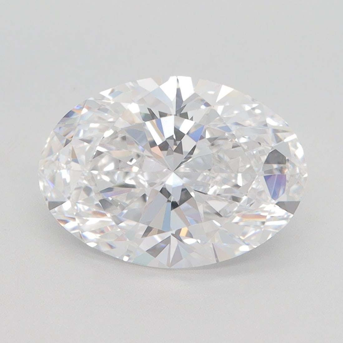 Loose Diamond - OVAL 3.09ct D VVS1: Loose Diamond - OVAL 3.09ct D VVS1 Source: This is a real non-mined Diamond that has been grown in a lab Shape: OVAL Carats: 3.09 Color: D Clarity: VVS1 Certification: GIA Video: