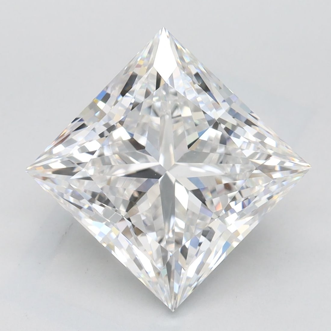 Loose Diamond - PRINCESS 3.77ct D IF: Loose Diamond - PRINCESS 3.77ct D IF Source: This is a real non-mined Diamond that has been grown in a lab Shape: PRINCESS Carats: 3.77 Color: D Clarity: IF Certification: GIA Video: