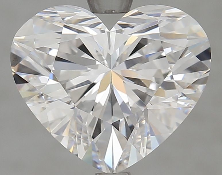 Loose Diamond - HEART 4.2ct D IF: Loose Diamond - HEART 4.2ct D IF Source: This is a real non-mined Diamond that has been grown in a lab Shape: HEART Carats: 4.2 Color: D Clarity: IF Certification: GIA Video: