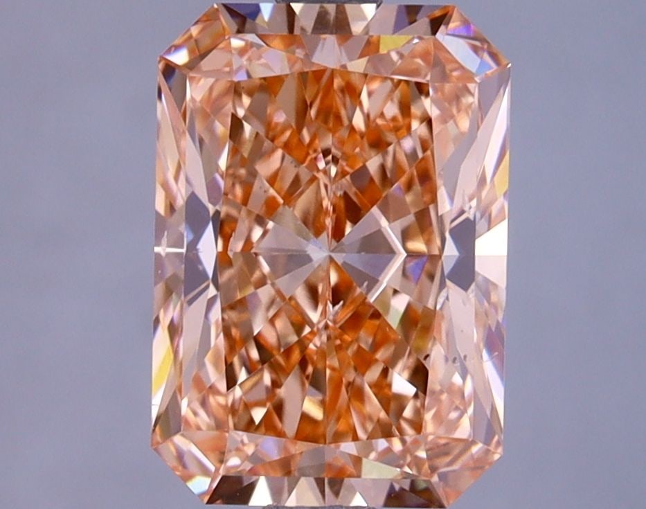 Loose Diamond - RADIANT 2.76ct Fancy Vivid Pink VS2: Loose Diamond - RADIANT 2.76ct Fancy Vivid Pink VS2 Source: This is a real non-mined Diamond that has been grown in a lab Shape: RADIANT Carats: 2.76 Color: Fancy Vivid Pink Certification: IGI Video: