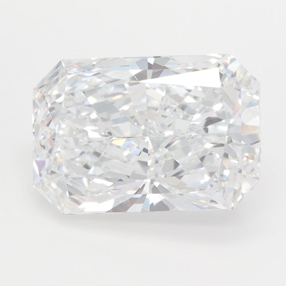 Loose Diamond - RADIANT 3.26ct D VVS1: Loose Diamond - RADIANT 3.26ct D VVS1 Source: This is a real non-mined Diamond that has been grown in a lab Shape: RADIANT Carats: 3.26 Color: D Clarity: VVS1 Certification: GIA Video: