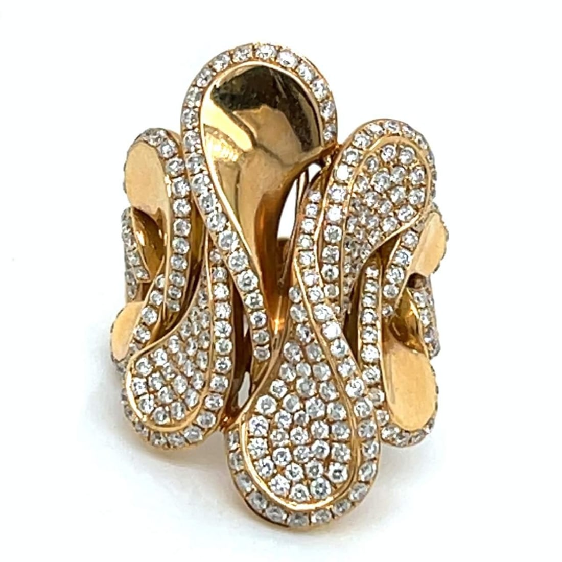 18K Yellow Gold Diamond Ring 223 Diamonds 1.72 Ct F-G VVS-VS: 18K Yellow Gold Diamond Ring 223 Diamonds 1.72 Ct F-G VVS-VS This stunning 18K Yellow Gold Diamond Ring features a total diamond weight of 1.72 Ct, carefully set with 223 diamonds. It weighs 14.2 gram