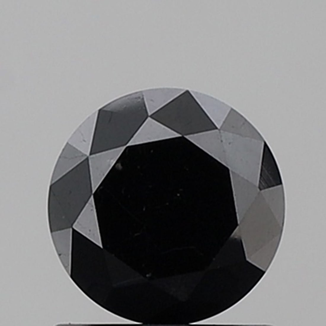 Loose Diamond - ROUND 1.17ct Black VS1: Loose Diamond - ROUND 1.17ct Black VS1 Source: Natural Shape: ROUND Carats: 1.17 Color: Black Certification: NONE Video: