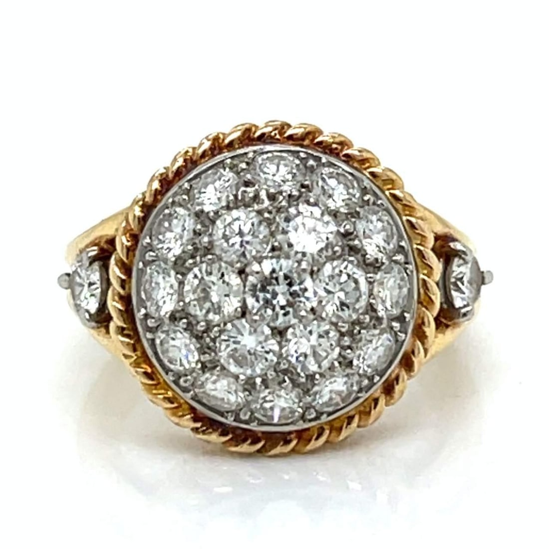 1960's 18K Yellow Gold Ring with 21 Diamonds 2.30 Ct F-G VVS-VS: 1960's 18K Yellow Gold Ring with 21 Diamonds 2.30 Ct F-G VVS-VS This stunning 1960's ring features a luxurious 18K yellow gold setting adorned with a total of 21 diamonds, collectively weighing approx