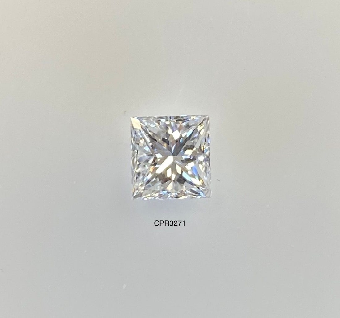 Loose Diamond - PRINCESS 0.9ct F VVS2 (1 of 1)