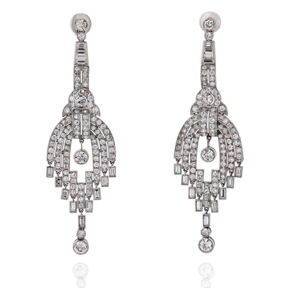 Art Deco Platinum Earrings 20 Carat Diamond Chandelier Design: Art Deco Platinum Earrings 20 Carat Diamond Chandelier Design Elevate your elegance with these stunning Chandelier Dangling Art Deco Earrings, crafted from luxurious platinum and adorned with approxim