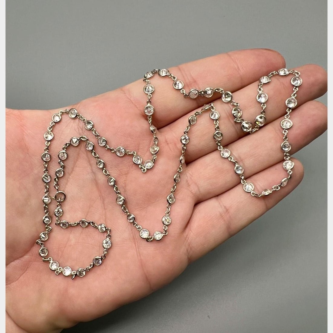 Platinum 16.10 Ct Diamond by the Yard Necklace 24 Inches: Platinum 16.10 Ct Diamond by the Yard Necklace 24 Inches This exquisite Platinum Diamond by the Yard Necklace features a stunning total weight of approximately 16.10 carats, showcasing 68 dazzling dia