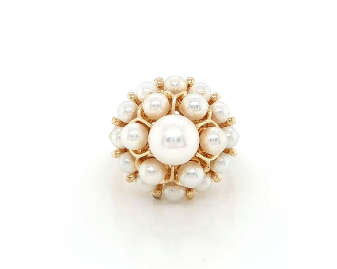14k Yellow Gold Mikimoto Akoya Pearl Cluster Ring Size 6.5 Signed: 14k Yellow Gold Mikimoto Akoya Pearl Cluster Ring Size 6.5 Signed This authentic Mikimoto Akoya pearl cluster ring is crafted in solid 14k yellow gold. The ring features a captivating cluster of 19 lu