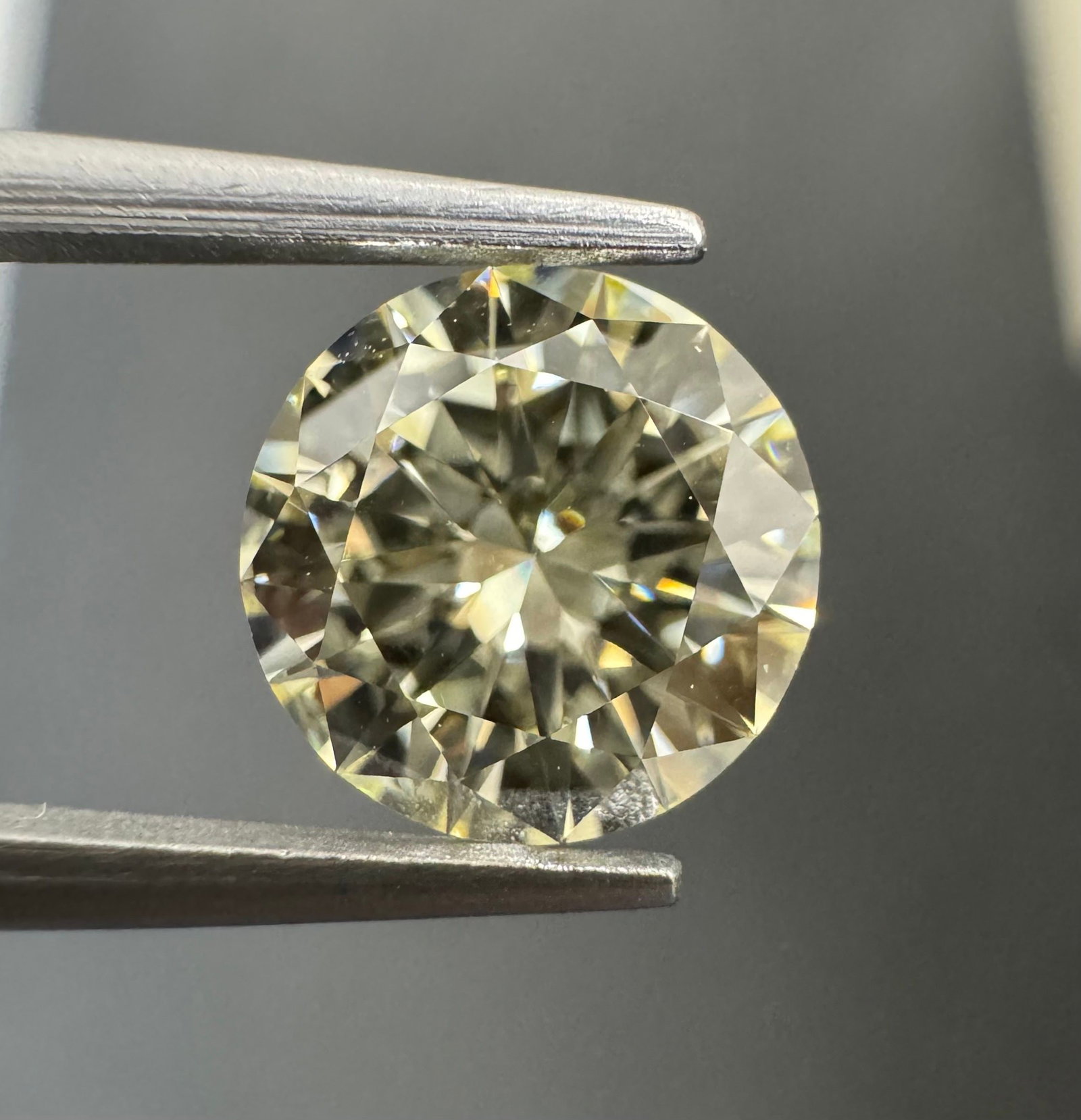 Loose Diamond - ROUND 1.34ct Q-R VVS1 (1 of 1)