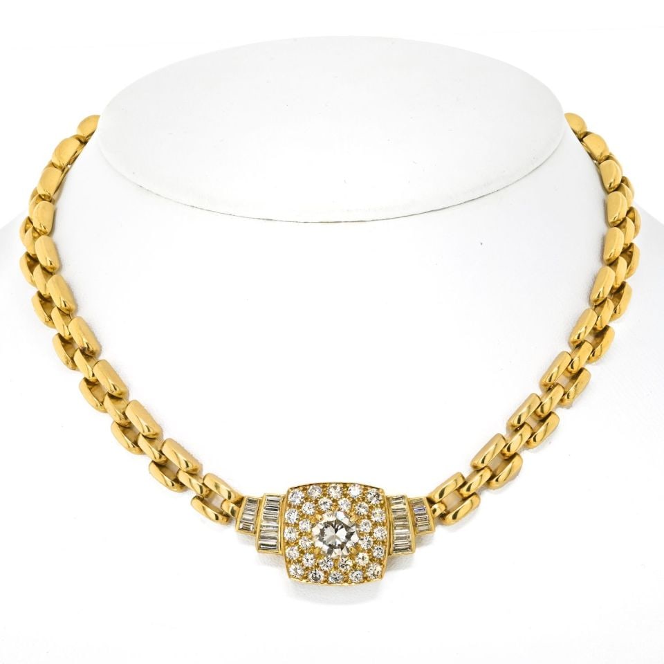 David Webb Diamond Choker Necklace Platinum 18K Gold 6.40ct: David Webb Diamond Choker Necklace Platinum 18K Gold 6.40ct This stunning choker necklace from David Webb features an exquisite combination of platinum and 18K yellow gold, weighing 80.9 grams. Adorne