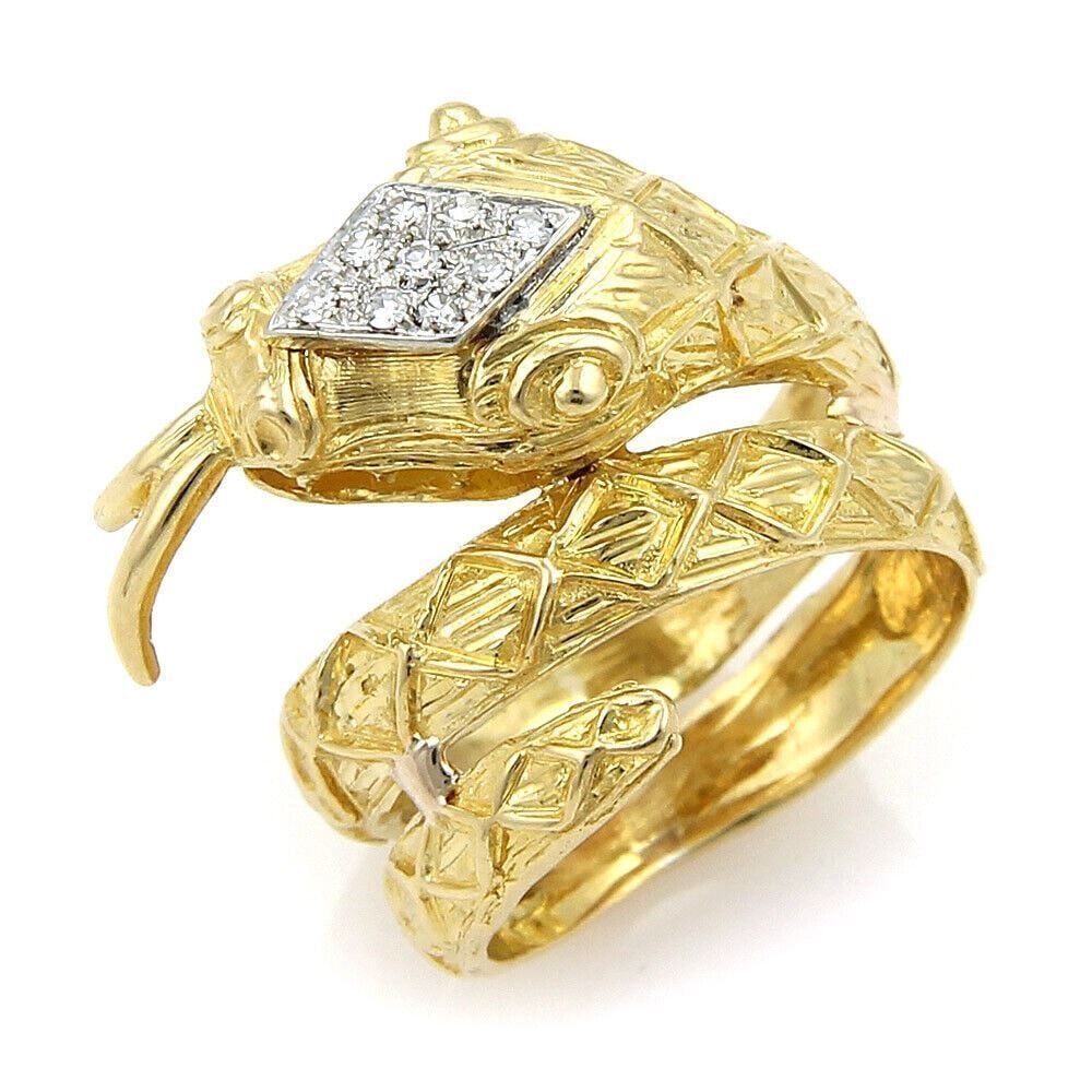 Vintage 18K Yellow Gold Diamond Snake Wrap Ring 10mm Wide Size 6.5: Vintage 18K Yellow Gold Diamond Snake Wrap Ring 10mm Wide Size 6.5 This vintage 18K yellow gold ring features a striking coiled snake design, accented with 0.30ct of diamonds. The ring measures 10mm w