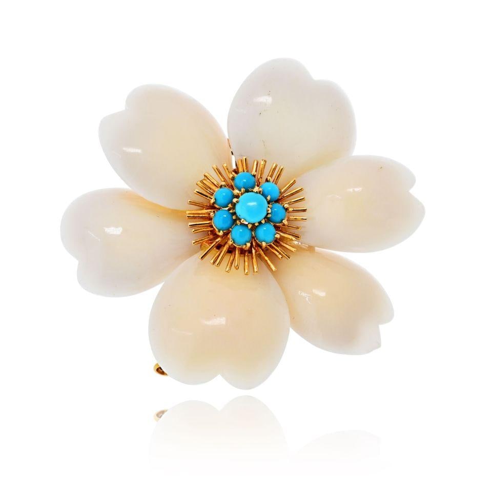 Rose de Noel Brooch in 18K Yellow Gold with Coral and Turquoise by Van Cleef & Arpels: Rose de Noel Brooch in 18K Yellow Gold with Coral and Turquoise by Van Cleef & Arpels This Van Cleef & Arpels Rose de Noel brooch showcases a full blooming flower design crafted in 18K yellow gold. Th