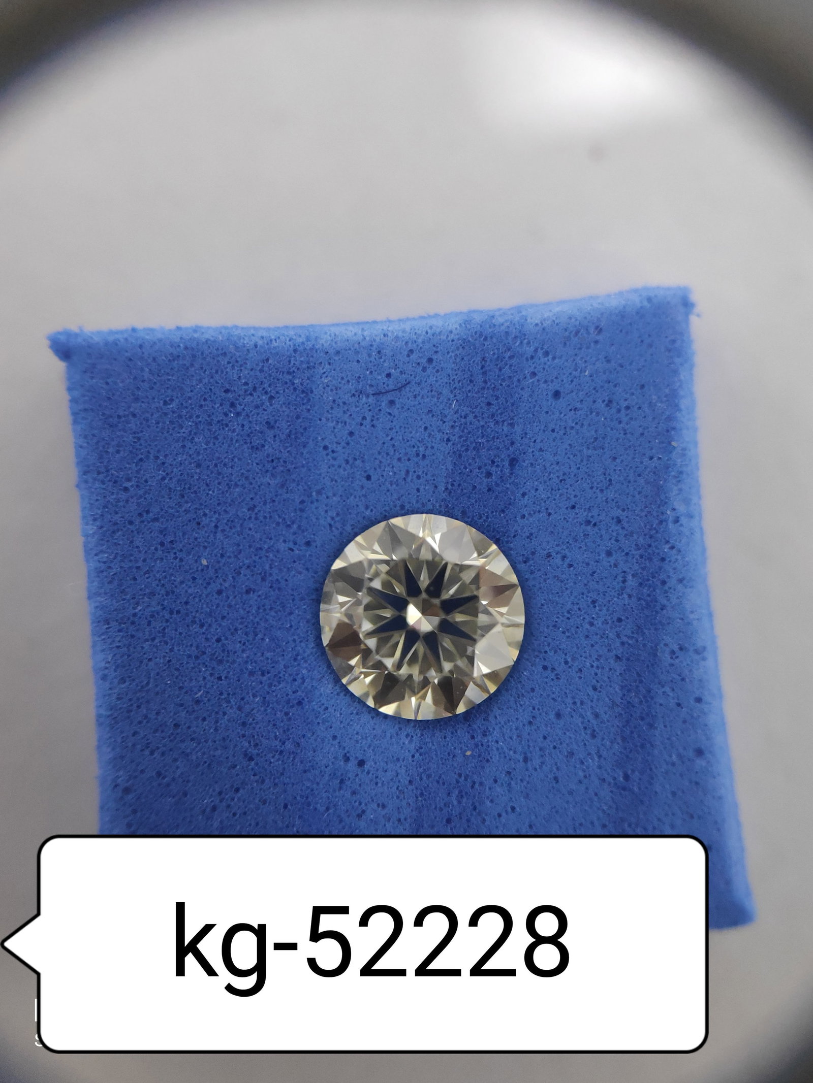 Loose Diamond - ROUND 0.5ct N VS1 (1 of 1)