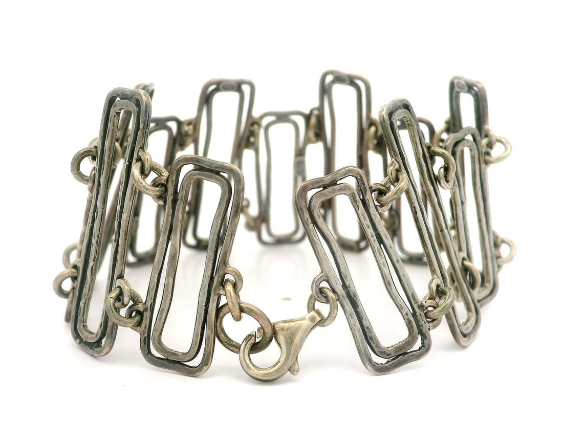 Handmade Vintage Sterling Silver Geometric Link Bracelet 8in: Handmade Vintage Sterling Silver Geometric Link Bracelet 8in This exquisite Handmade Vintage Bili Sterling Silver Geometric Wide Rectangular Link Bracelet showcases a stylish chain design crafted from