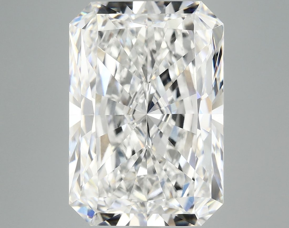Loose Diamond - RADIANT 10.66ct E VVS2: Loose Diamond - RADIANT 10.66ct E VVS2 Source: This is a real non-mined Diamond that has been grown in a lab Shape: RADIANT Carats: 10.66 Color: E Clarity: VVS2 Certification: IGI Video:
