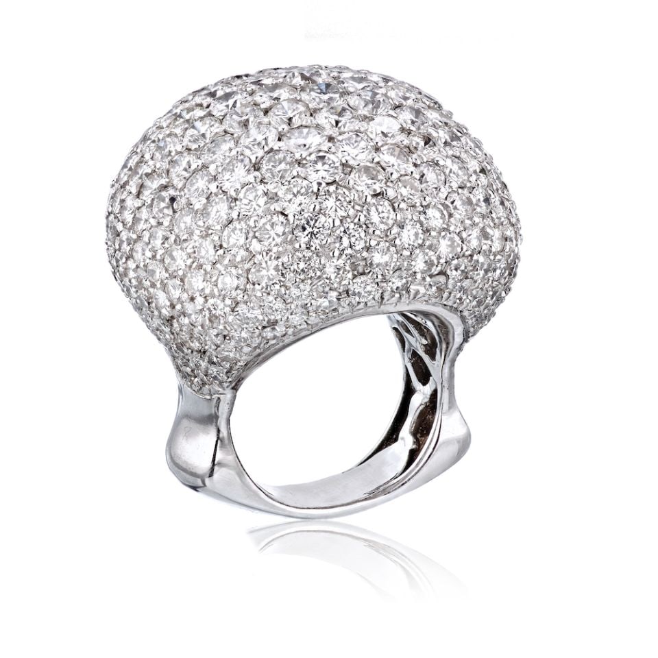 18K White Gold 25 Carat Diamond Cluster Dome Ring: 18K White Gold 25 Carat Diamond Cluster Dome Ring This stunning 18K White Gold Dome Diamond Cluster Ring features an impressive total diamond weight of 25 carats, showcasing a dazzling array of icy wh