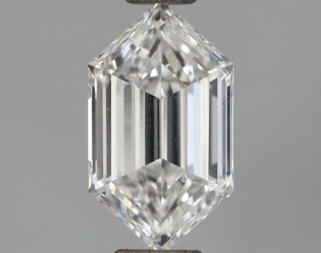 Loose Diamond - HEXAGONAL 1.07ct E VVS2: Loose Diamond - HEXAGONAL 1.07ct E VVS2 Source: This is a real non-mined Diamond that has been grown in a lab Shape: HEXAGONAL Carats: 1.07 Color: E Clarity: VVS2 Certification: IGI Video: