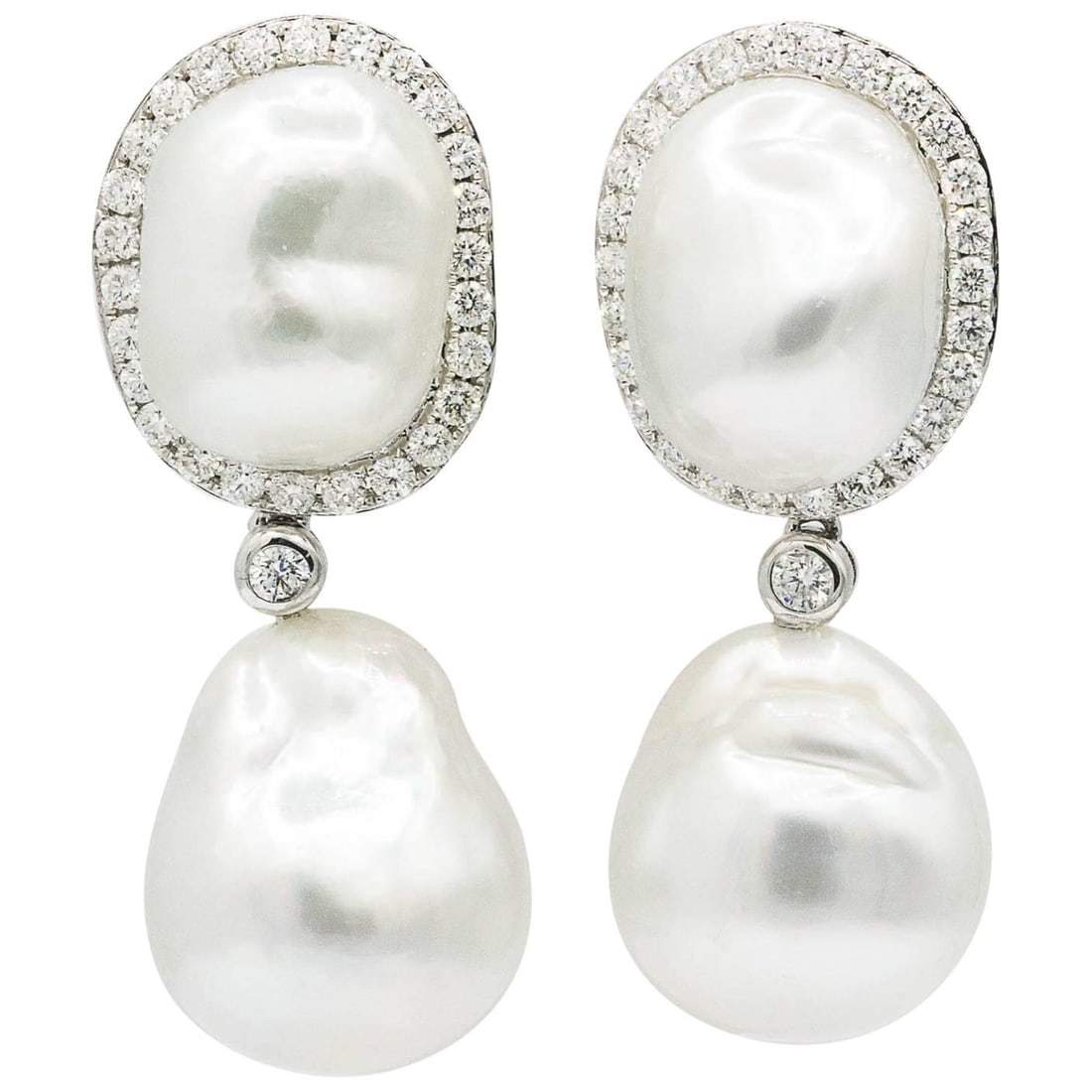 18K White Gold South Sea Baroque Earrings with Diamond Accents: 18K White Gold South Sea Baroque Earrings with Diamond Accents Elevate your style with these stunning South Sea Baroque Dangle Drop Earrings, featuring exquisite diamond accents. Crafted from luxuriou