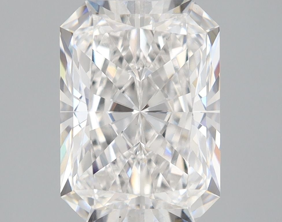 Loose Diamond - RADIANT 1.81ct E VS1: Loose Diamond - RADIANT 1.81ct E VS1 Source: This is a real non-mined Diamond that has been grown in a lab Shape: RADIANT Carats: 1.81 Color: E Clarity: VS1 Certification: IGI Video: