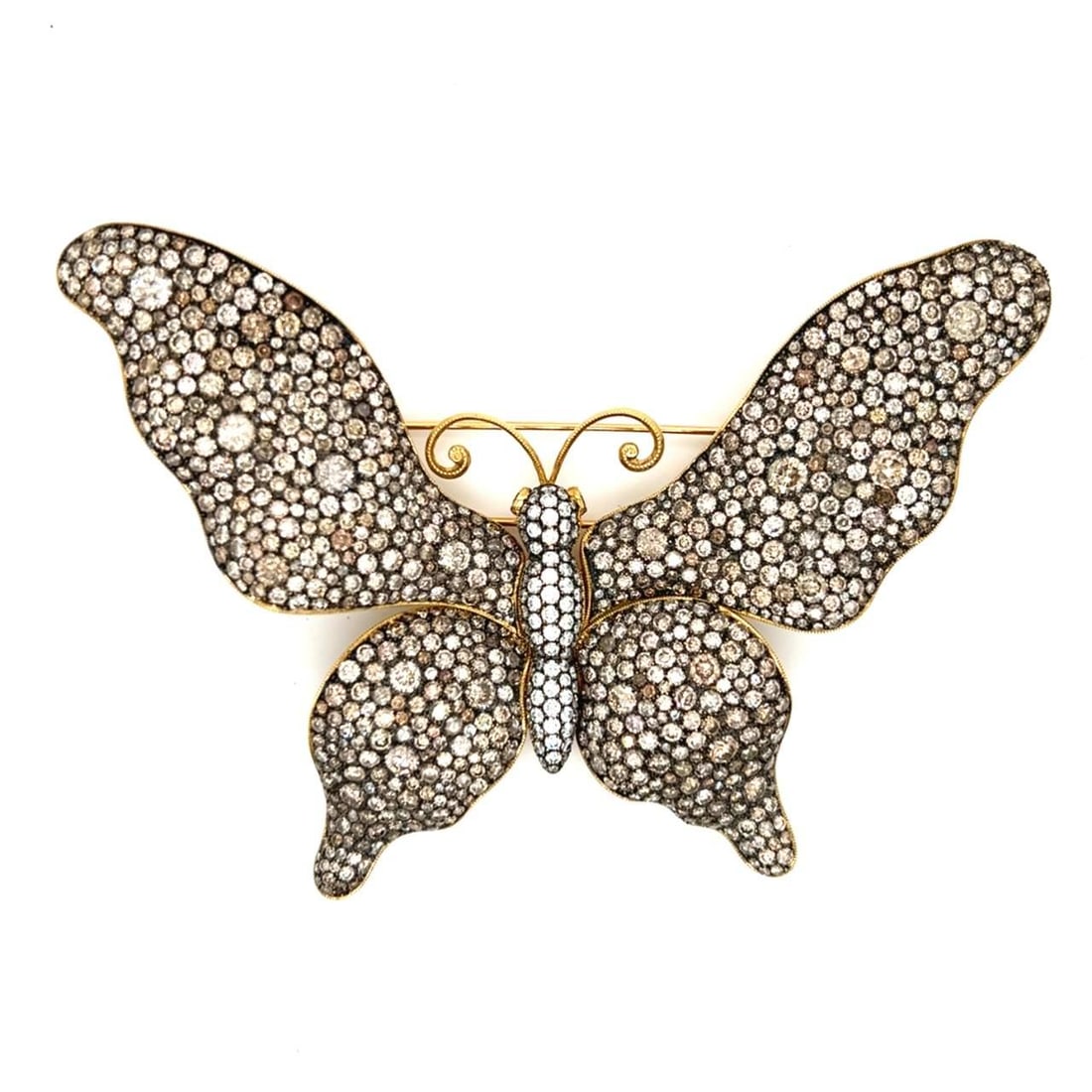 18K Yellow Gold En Tremblant Butterfly Pin with 22.74 Ct Diamonds: 18K Yellow Gold En Tremblant Butterfly Pin with 22.74 Ct Diamonds This exquisite butterfly pin features a stunning design crafted in 18K yellow gold. En tremblant in style, this piece is adorned with