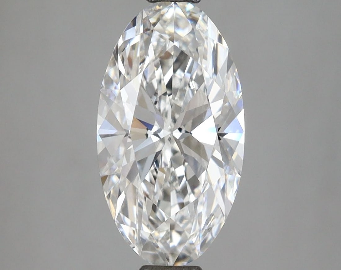 Loose Diamond - OVAL 2.25ct D VVS2: Loose Diamond - OVAL 2.25ct D VVS2 Source: This is a real non-mined Diamond that has been grown in a lab Shape: OVAL Carats: 2.25 Color: D Clarity: VVS2 Certification: IGI Video: