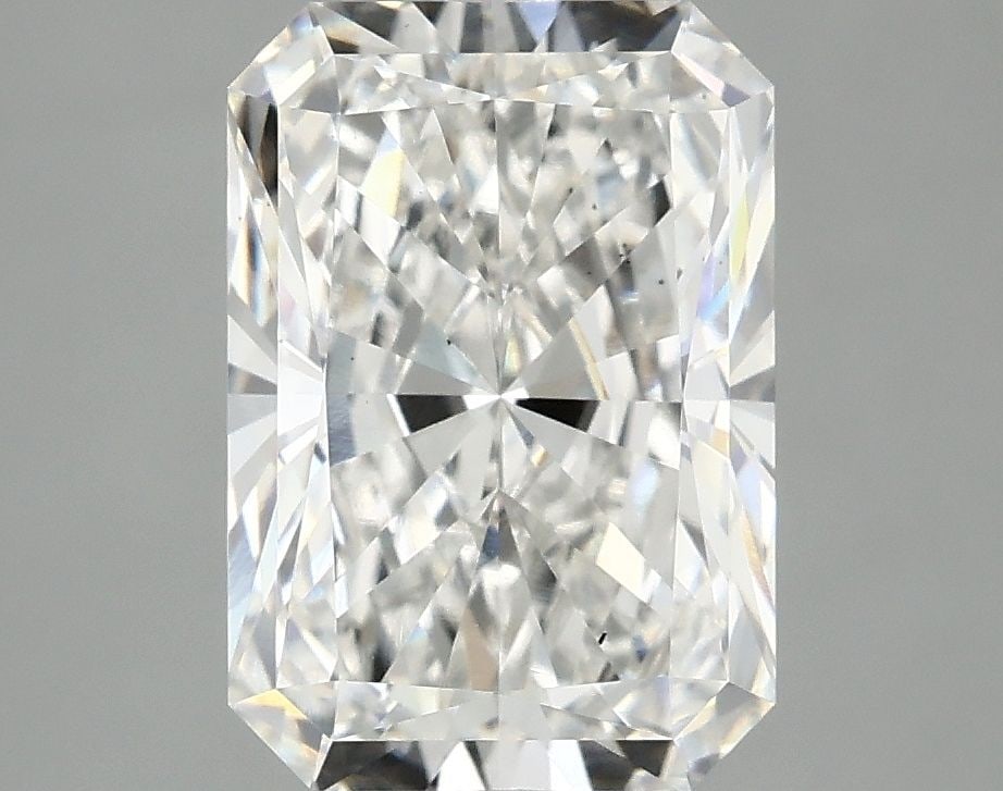 Loose Diamond - RADIANT 2.99ct E VS2: Loose Diamond - RADIANT 2.99ct E VS2 Source: This is a real non-mined Diamond that has been grown in a lab Shape: RADIANT Carats: 2.99 Color: E Clarity: VS2 Certification: IGI The Diamond Depot Guaran