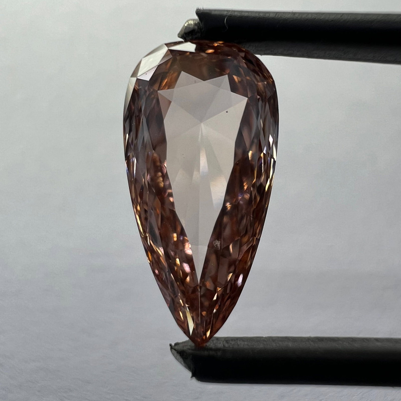 Loose Diamond - CUSHION BRILLIANT 2.19ct Pink SI1 (1 of 1)
