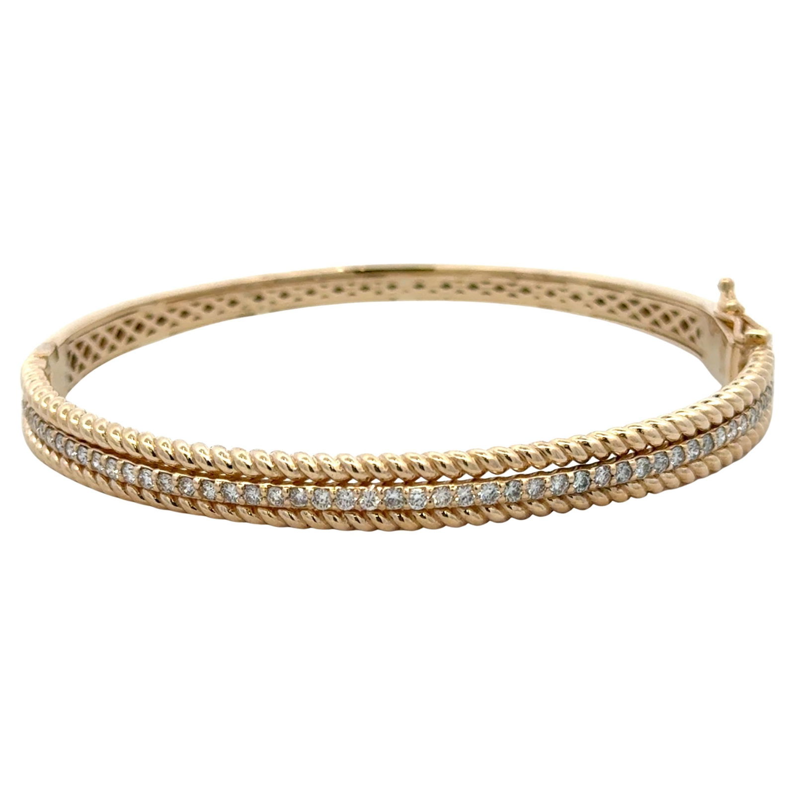 Harbor Diamonds 14KT Yellow Gold Diamond Twist Bangle 0.98 Carats: Harbor Diamonds 14KT Yellow Gold Diamond Twist Bangle 0.98 Carats This stunning contemporary single row diamond twist bangle bracelet is crafted from 14KT yellow gold, weighing 18.48 grams. The bracel