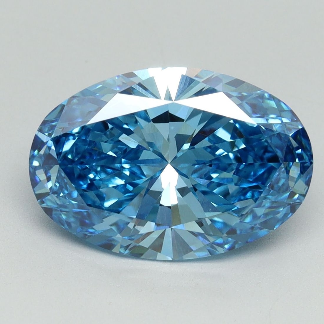 Loose Diamond - OVAL 4.03ct Fancy Vivid Blue VS1: Loose Diamond - OVAL 4.03ct Fancy Vivid Blue VS1 Source: This is a real non-mined Diamond that has been grown in a lab Shape: OVAL Carats: 4.03 Color: Fancy Vivid Blue Certification: IGI Video: