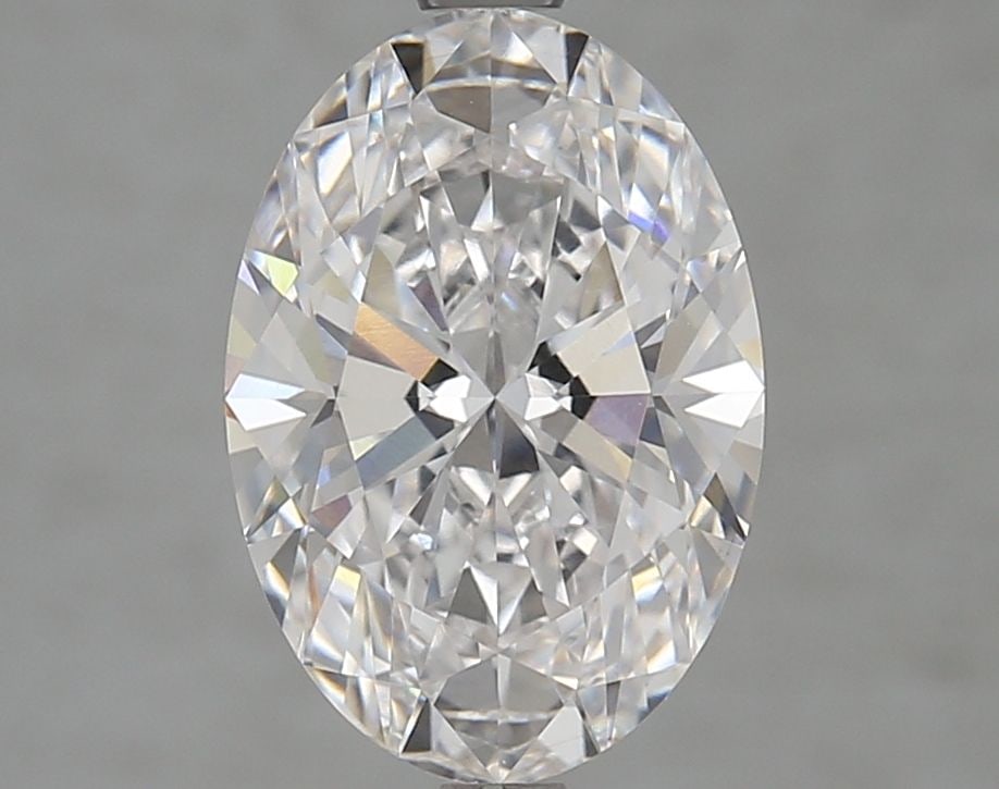 Loose Diamond - OVAL 3.03ct E VS1: Loose Diamond - OVAL 3.03ct E VS1 Source: This is a real non-mined Diamond that has been grown in a lab Shape: OVAL Carats: 3.03 Color: E Clarity: VS1 Certification: GIA Video: