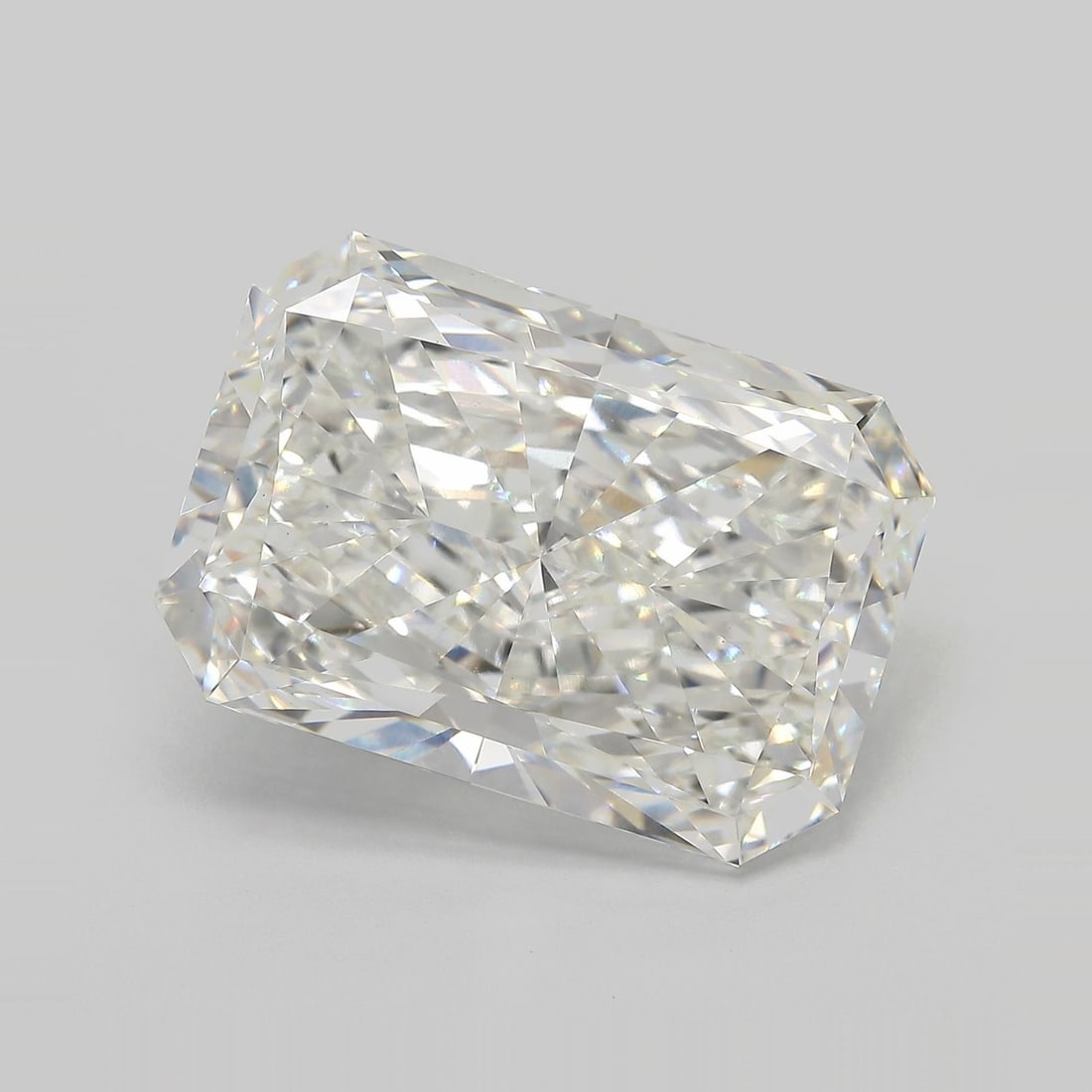 Loose Diamond - RADIANT 16.52ct G VS1: Loose Diamond - RADIANT 16.52ct G VS1 Source: This is a real non-mined Diamond that has been grown in a lab Shape: RADIANT Carats: 16.52 Color: G Clarity: VS1 Certification: IGI Video: Video Link 