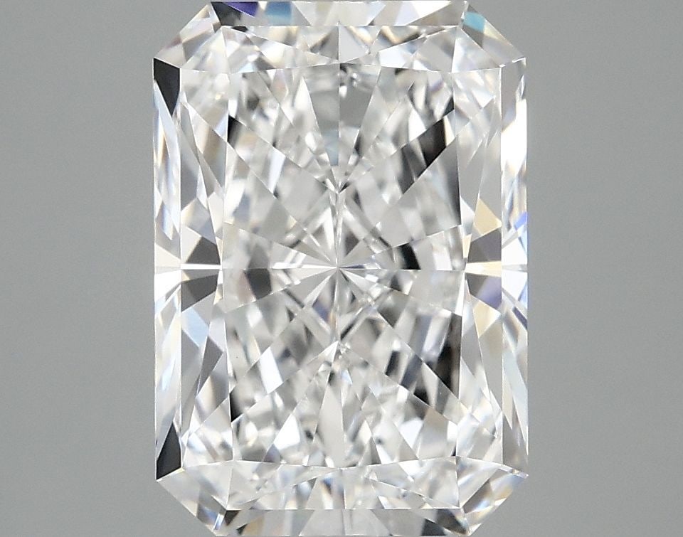 Loose Diamond - RADIANT 4.02ct D VVS2: Loose Diamond - RADIANT 4.02ct D VVS2 Source: This is a real non-mined Diamond that has been grown in a lab Shape: RADIANT Carats: 4.02 Color: D Clarity: VVS2 Certification: IGI Video: Video Link 