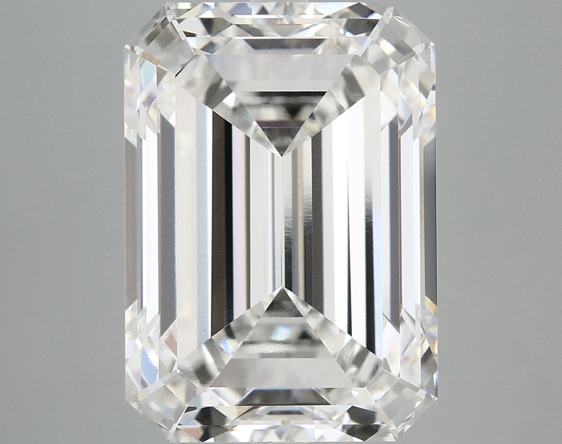 Loose Diamond - EMERALD 10.34ct F VS1: Loose Diamond - EMERALD 10.34ct F VS1 Source: This is a real non-mined Diamond that has been grown in a lab Shape: EMERALD Carats: 10.34 Color: F Clarity: VS1 Certification: IGI Video: Video Link 