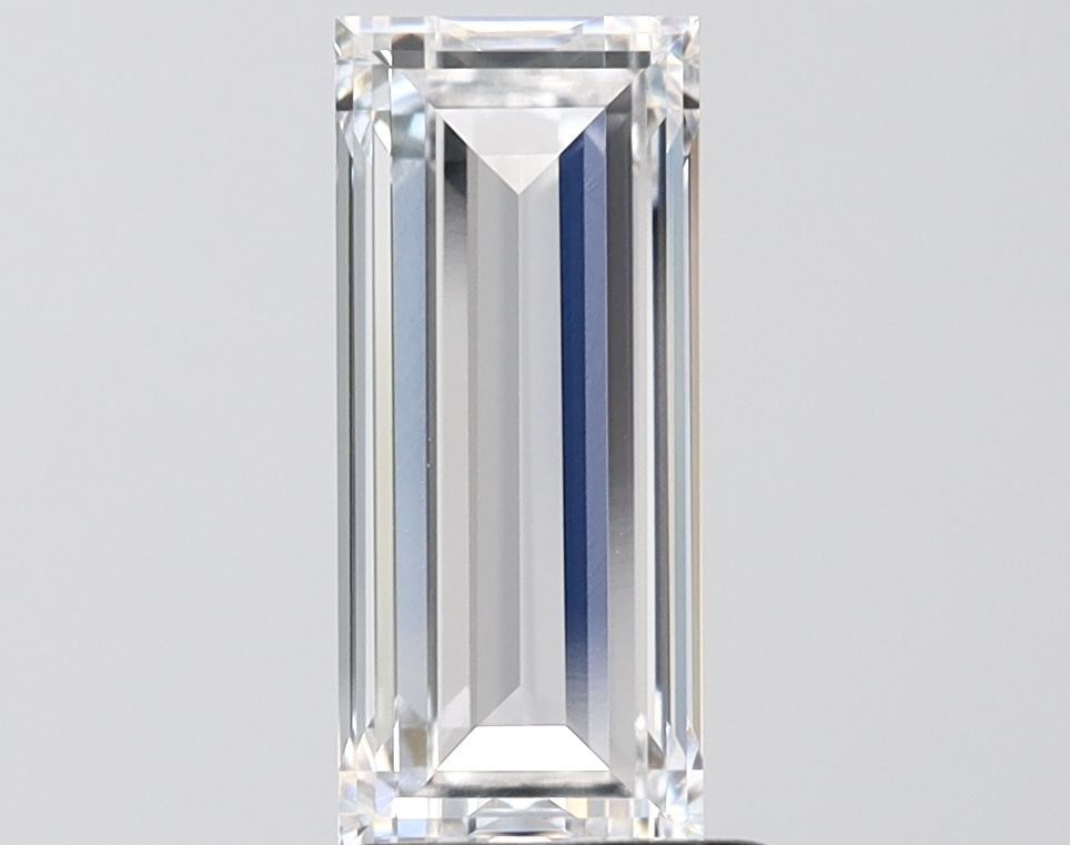 Loose Diamond - BAGUETTE 2.0ct D VVS1: Loose Diamond - BAGUETTE 2.0ct D VVS1 Source: This is a real non-mined Diamond that has been grown in a lab Shape: BAGUETTE Carats: 2.0 Color: D Clarity: VVS1 Certification: IGI Video: