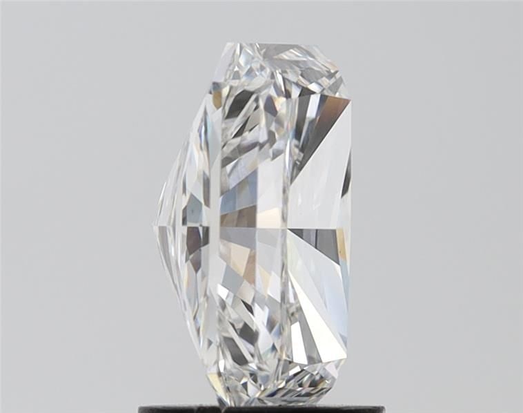 Loose Diamond - RADIANT 3.03ct G VS1: Loose Diamond - RADIANT 3.03ct G VS1 Source: This is a real non-mined Diamond that has been grown in a lab Shape: RADIANT Carats: 3.03 Color: G Clarity: VS1 Certification: GIA Video: