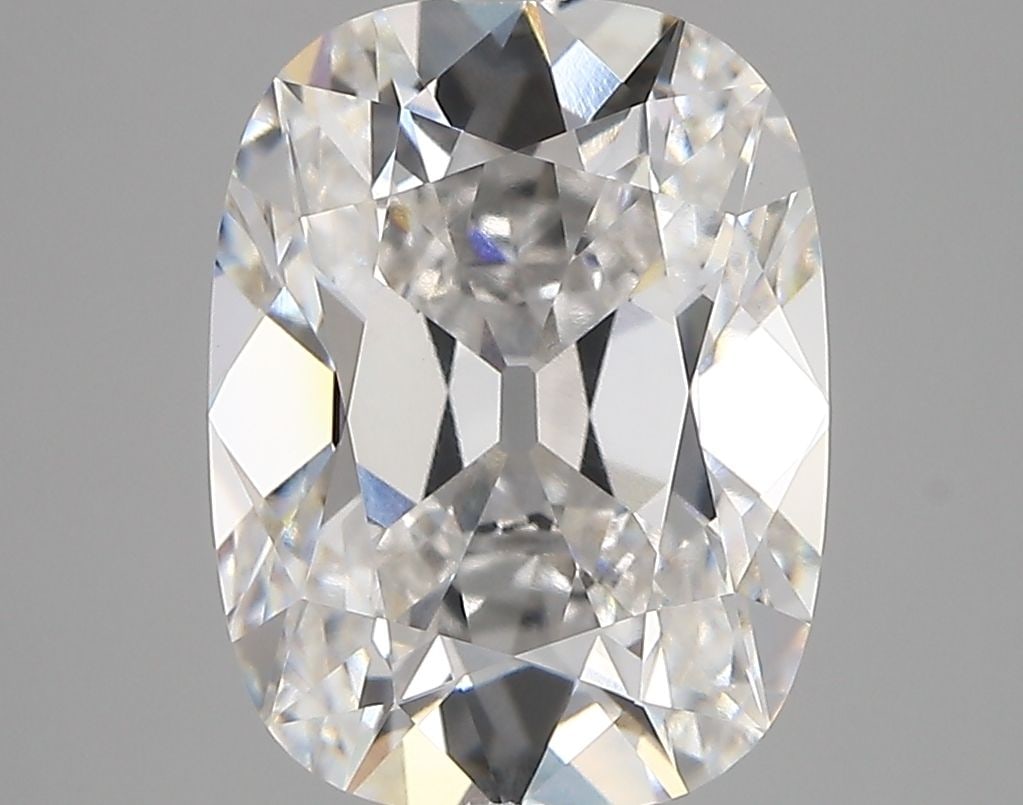 Loose Diamond - CUSHION MODIFIED 4.25ct E VVS2: Loose Diamond - CUSHION MODIFIED 4.25ct E VVS2 Source: This is a real non-mined Diamond that has been grown in a lab Shape: CUSHION MODIFIED Carats: 4.25 Color: E Clarity: VVS2 Certification: IGI