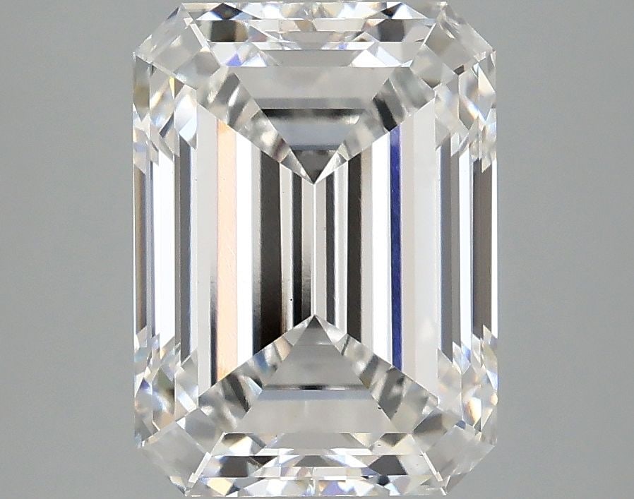 Loose Diamond - EMERALD 4.1ct E VS1: Loose Diamond - EMERALD 4.1ct E VS1 Source: This is a real non-mined Diamond that has been grown in a lab Shape: EMERALD Carats: 4.1 Color: E Clarity: VS1 Certification: IGI Video: Video Link The