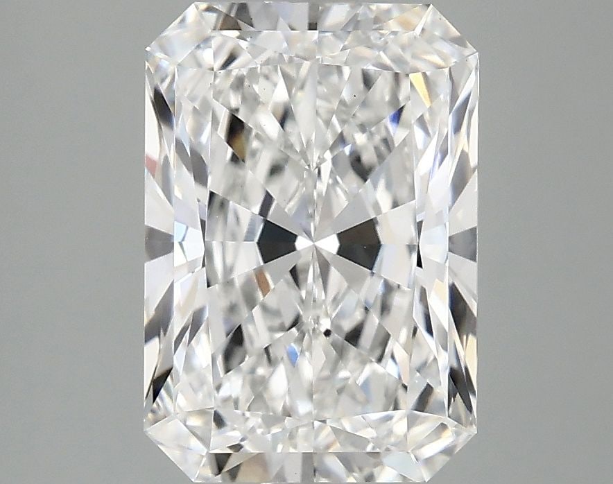 Loose Diamond - RADIANT 3.09ct E VS1: Loose Diamond - RADIANT 3.09ct E VS1 Source: This is a real non-mined Diamond that has been grown in a lab Shape: RADIANT Carats: 3.09 Color: E Clarity: VS1 Certification: IGI Video: Video Link The