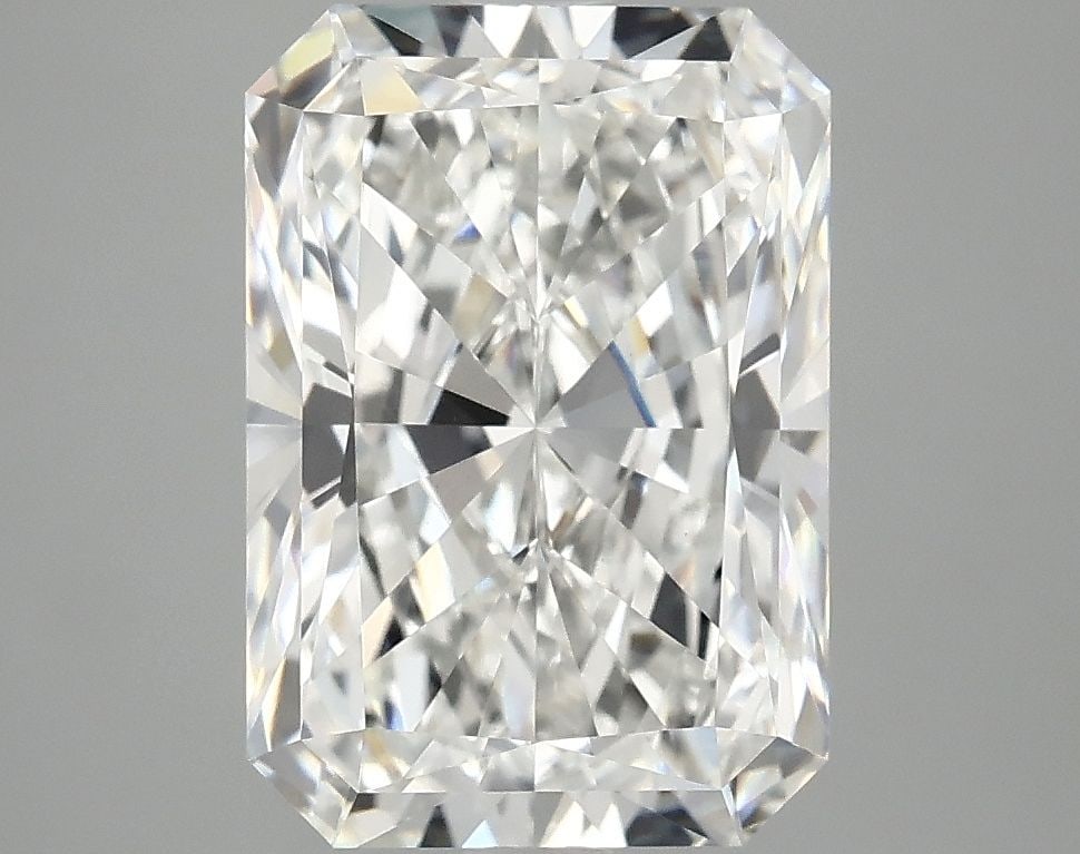 Loose Diamond - RADIANT 4.09ct F VVS2: Loose Diamond - RADIANT 4.09ct F VVS2 Source: This is a real non-mined Diamond that has been grown in a lab Shape: RADIANT Carats: 4.09 Color: F Clarity: VVS2 Certification: IGI Video: Video Link 