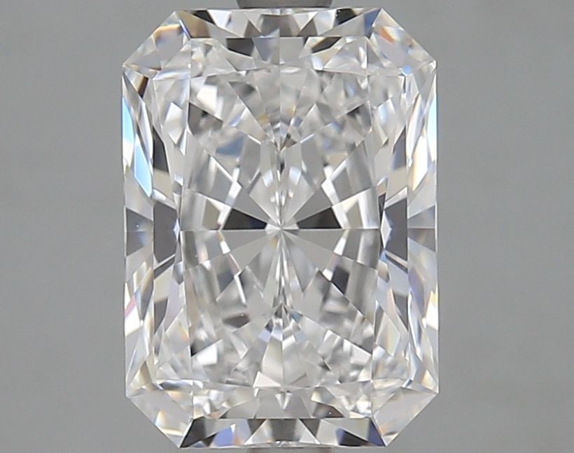 Loose Diamond - RADIANT 3.04ct D VVS2: Loose Diamond - RADIANT 3.04ct D VVS2 Source: This is a real non-mined Diamond that has been grown in a lab Shape: RADIANT Carats: 3.04 Color: D Clarity: VVS2 Certification: GIA Video: