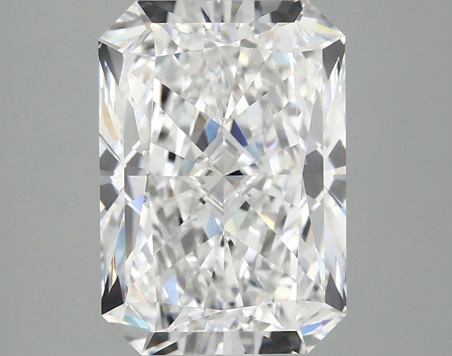 Loose Diamond - RADIANT 3.02ct D VVS2: Loose Diamond - RADIANT 3.02ct D VVS2 Source: This is a real non-mined Diamond that has been grown in a lab Shape: RADIANT Carats: 3.02 Color: D Clarity: VVS2 Certification: IGI Video: