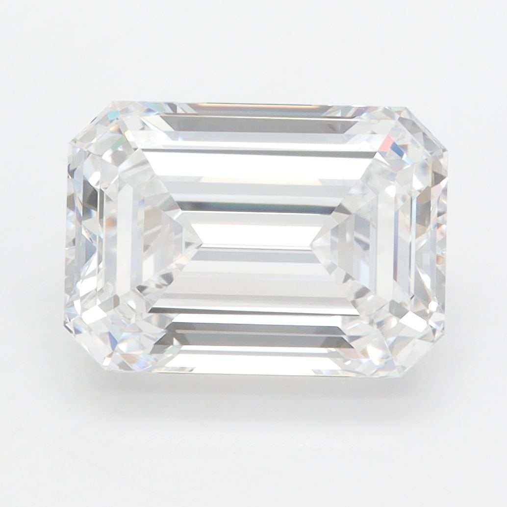 Loose Diamond - EMERALD 4.02ct D IF: Loose Diamond - EMERALD 4.02ct D IF Source: This is a real non-mined Diamond that has been grown in a lab Shape: EMERALD Carats: 4.02 Color: D Clarity: IF Certification: IGI Video: