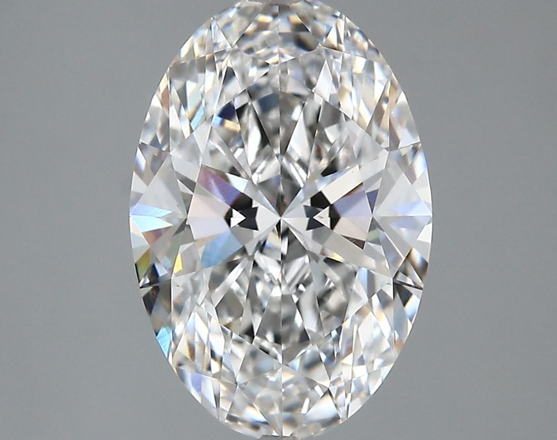 Loose Diamond - OVAL 3.8ct D VVS2: Loose Diamond - OVAL 3.8ct D VVS2 Source: This is a real non-mined Diamond that has been grown in a lab Shape: OVAL Carats: 3.8 Color: D Clarity: VVS2 Certification: IGI Video: