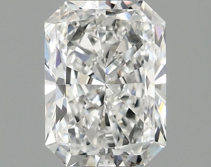 Loose Diamond - RADIANT 0.95ct E VVS2: Loose Diamond - RADIANT 0.95ct E VVS2 Source: This is a real non-mined Diamond that has been grown in a lab Shape: RADIANT Carats: 0.95 Color: E Clarity: VVS2 Certification: IGI Video: Video Link 